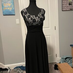 Perceptions Elegant Black and Silver Maxi Dress